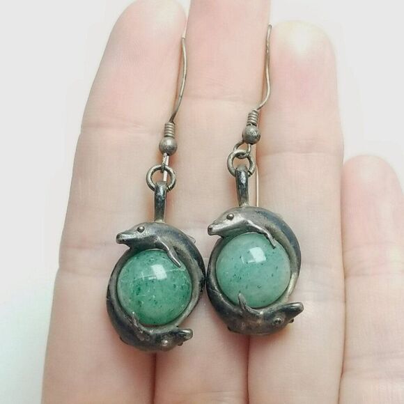 Vintage Dolphin Green Ball Dangle Earrings, Silver Tone Tarnished, 80s 90s Style - Picture 6 of 8